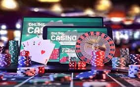 Esports PUBG Mobile Live Betting Sportsbook ကစားနေသောမြင်ကွင်း